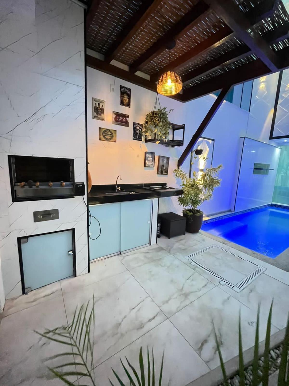 Casa Brilho Da Lua - 3 Suites, Apenas 300m Da Holiday home